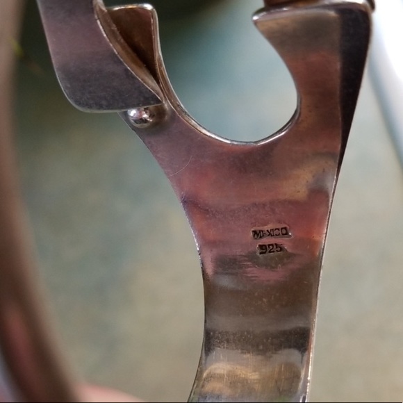 Vintage Heavy Sterling Silver Clamper Bracelet - Picture 2 of 8